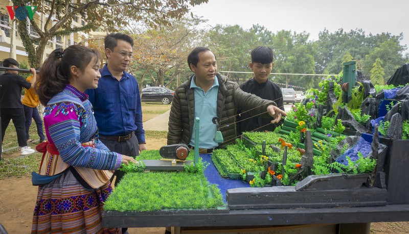 loat du an "doc" cua hoc sinh lao cai tai ky thi khoa hoc ky thuat hinh 2
