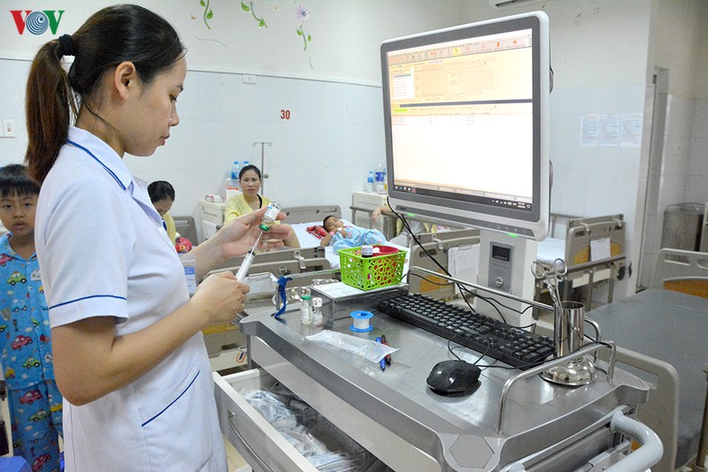 quang ninh: nang cao chat luong dich vu de phuc vu nguoi dan tot hon hinh 2