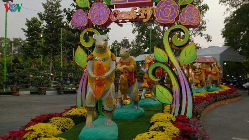 ruc ro duong hoa, hoi hoa xuan o binh duong hinh 3