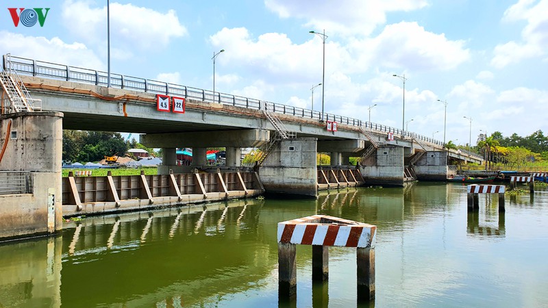 hang tram ha lua o kien giang bi anh huong boi han man  hinh 3