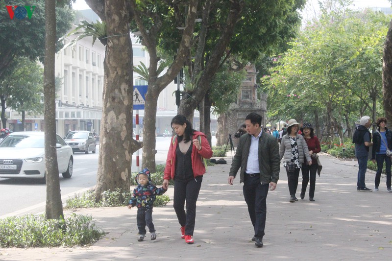 khong deo khau trang, nguoi dan co lo la trong phong dich covid-19? hinh 8