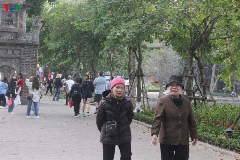 khong deo khau trang, nguoi dan co lo la trong phong dich covid-19? hinh 2