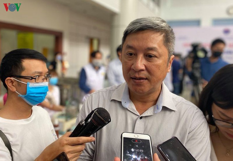 thu truong bo y te: chua co benh nhan mac covid-19 nao phai tho may hinh 1