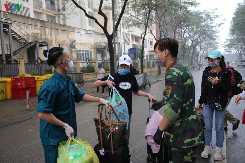 hang tram nguoi dan hoan thanh thoi gian cach ly phong dich covid-19 hinh 4