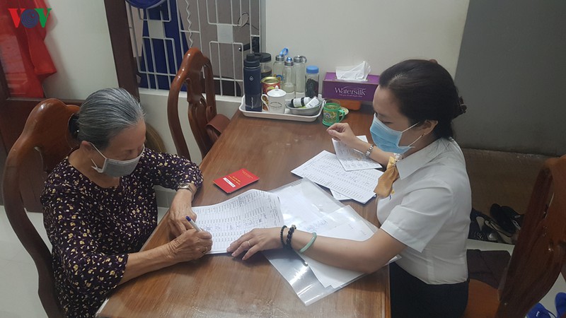 da nang chi tra mot lan luong huu, tro cap thang 4, 5 cho nguoi dan hinh 1