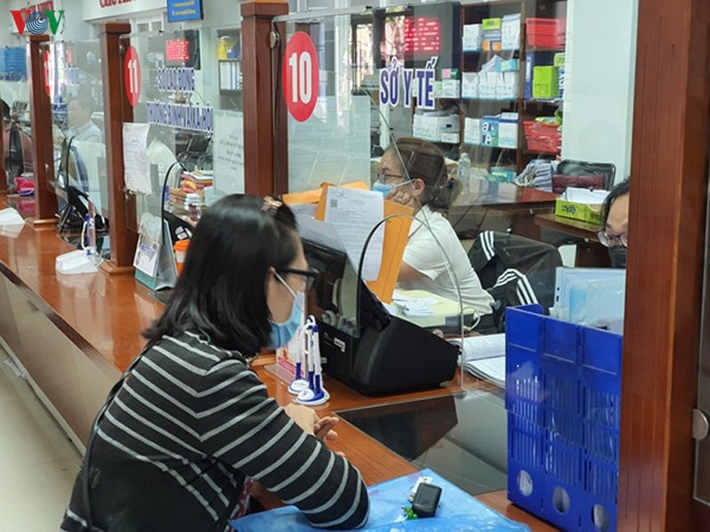 da nang tiep nhan thu tuc hanh chinh tro lai sau thoi gian nghi dich hinh 1