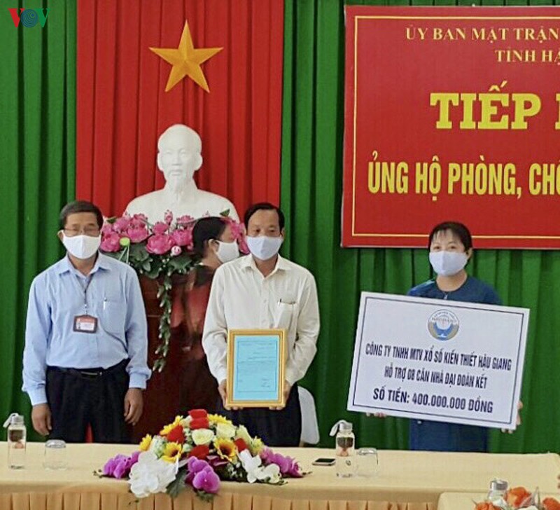 hau giang tiep nhan hon 9,4 ty dong ho tro phong, chong covid-19 hinh 1