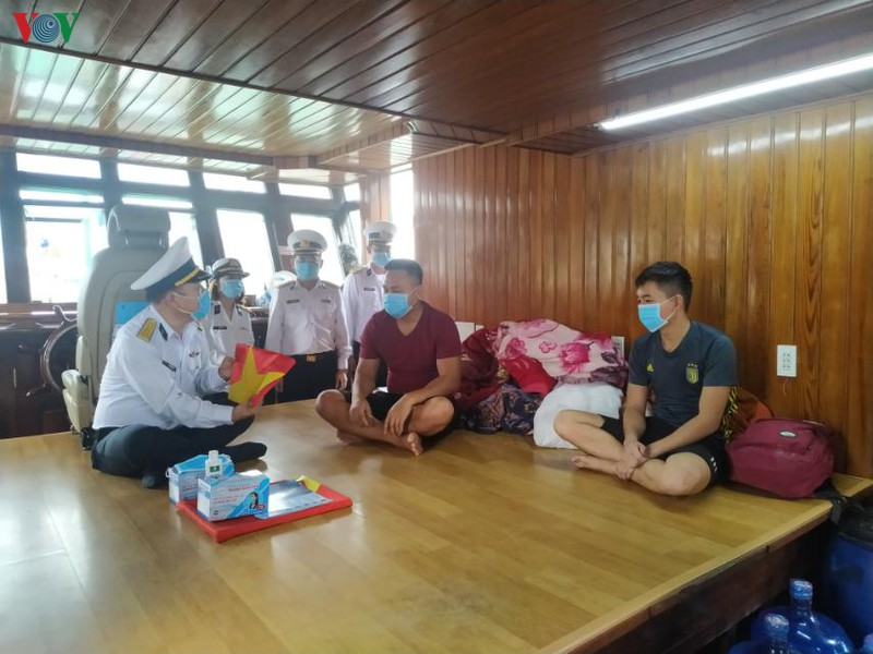 bo tu lenh vung 1 hai quan cung ngu dan vuon khoi mua covid-19 hinh 2