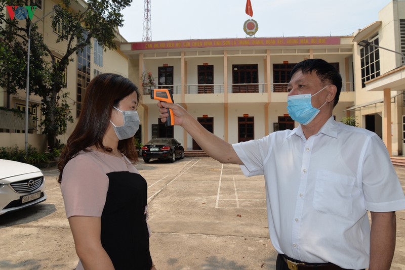  cac co quan, don vi o son la dong loat di lam tro lai hinh 1