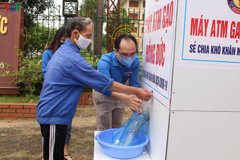 cay atm gao dau tien di vao hoat dong tai thanh hoa hinh 1