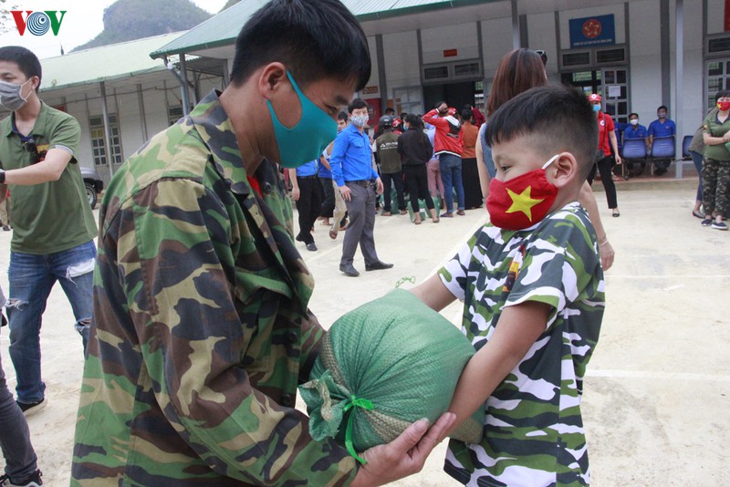 "kho gao nhan ai" den voi vung kho khan muoi noi, son la hinh 16