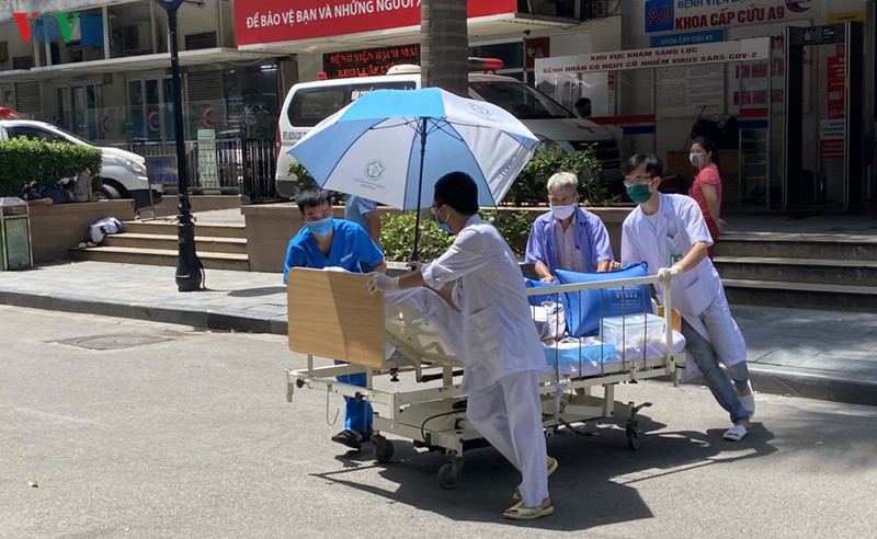 nang nhu do lua, nguoi nha benh nhan va vat tim cach tranh nang hinh 5
