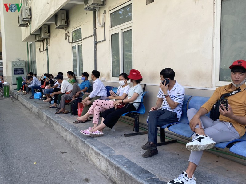 nang nhu do lua, nguoi nha benh nhan va vat tim cach tranh nang hinh 14