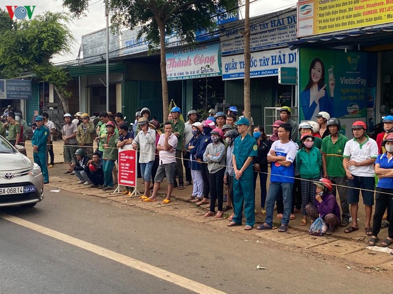 vu xe tai lao vao cho: ho tro gia dinh cac nan nhan tu vong va bi thuong hinh 3