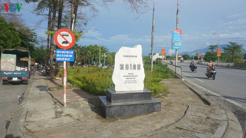 cong trinh chao mung dai hoi dang o lao cai moi khanh thanh da bi lang quen hinh 1