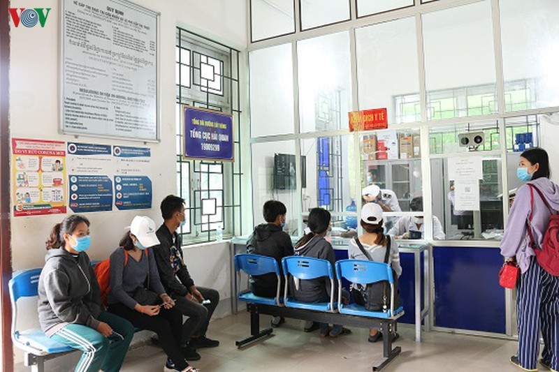 hon 700 truong hop tu da nang ve son la dang co suc khoe on dinh hinh 2