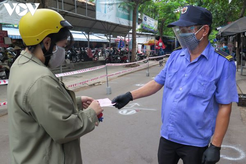 da nang siet chat phong chong dich covid-19 tai cac cho hinh 3