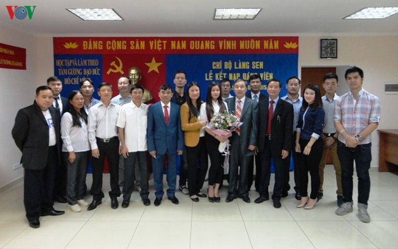 xay dung to chuc dang tu chinh cong dong nguoi viet xa que hinh 2