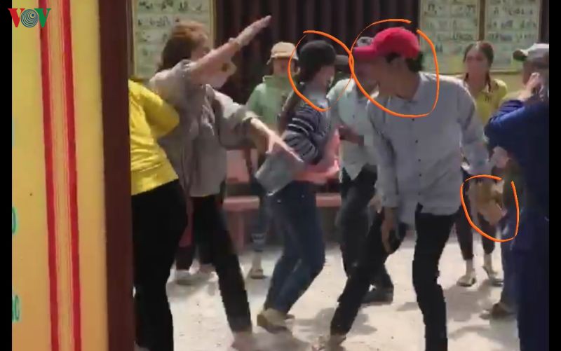 khoi to vu cuop tai san cua khach hanh huong tai chua lau hinh 1