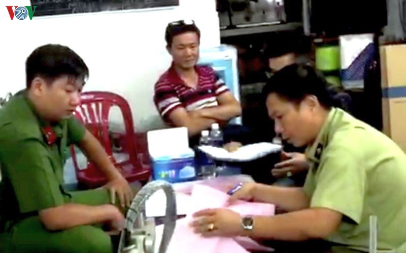cong an phat hien co so san xuat khau trang y te khong phep hinh 1