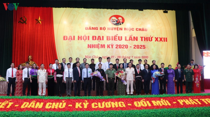 ong tran dan khoi tiep tuc tai cu bi thu huyen uy moc chau hinh 2