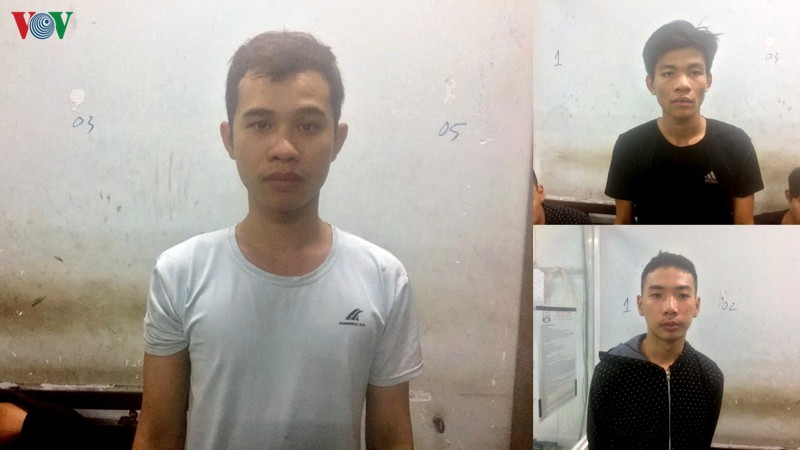 bat nhom moi chai quan he dong tinh roi cuop tai san hinh 1