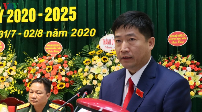 ong tran dac thang tai trung cu chuc bi thu huyen uy mai son, son la hinh 1