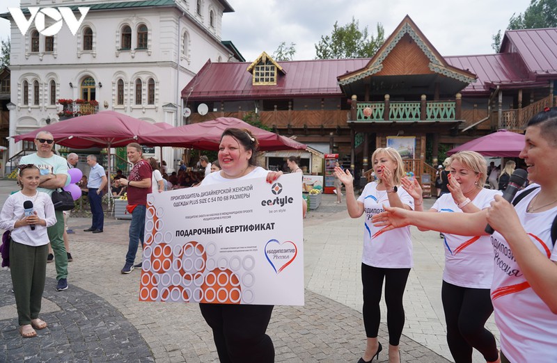 festival "bodypositive" lan dau tien o nga hinh 8