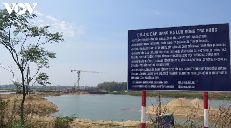 quang ngai ky luat khien trach, canh cao 9 can bo hinh 1