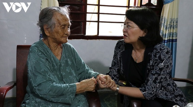 pho chu tich nuoc dang thi ngoc thinh tham va lam viec tai ninh thuan hinh 2
