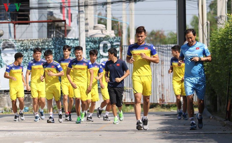 hlv park hang seo "chiu thua" hoc tro trong buoi tap cua u23 viet nam hinh 3