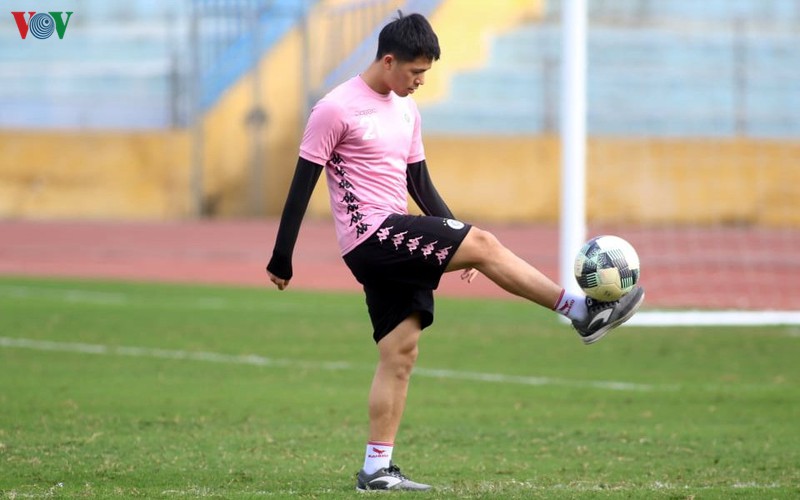 quang hai, dinh trong tap rieng, bo ngo kha nang da sieu cup qg hinh 2