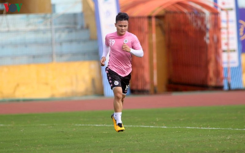 quang hai, dinh trong tap rieng, bo ngo kha nang da sieu cup qg hinh 3