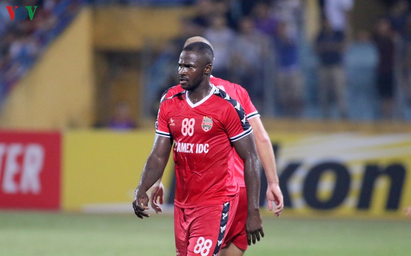 nha vo dich aff cup va nhung cau thu "gia" nhat v-league 2020 hinh 2