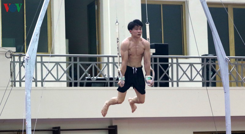 "cac hlv la nhung chuyen gia tam ly mua dich covid-19"  hinh 2