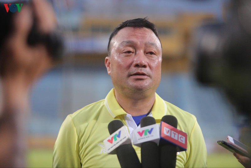lo ly do viettel da "chap tay" ha noi fc  hinh 2