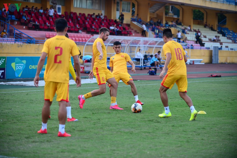 truc tiep vong 6 v-league, slna 1-3 clb tphcm, nam dinh 0-2 hai phong, viettel 1-2 thanh hoa hinh 8