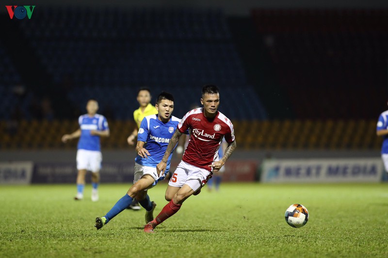 doi bong cua cong phuong gap kho khan chua tung co o v-league 2020  hinh 1
