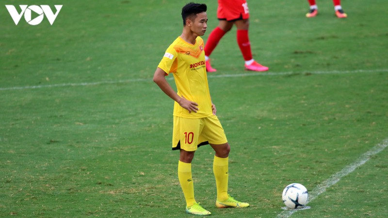 hagl cho cau thu tre nhat doi di "hoc viec"  hinh 1