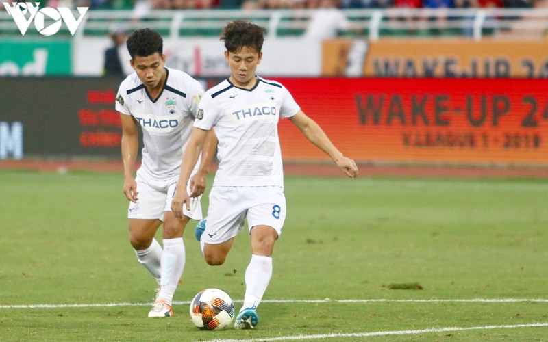 ngay nay nam xua: sao hagl lan dau lap "hat-trick" o v-league  hinh 1