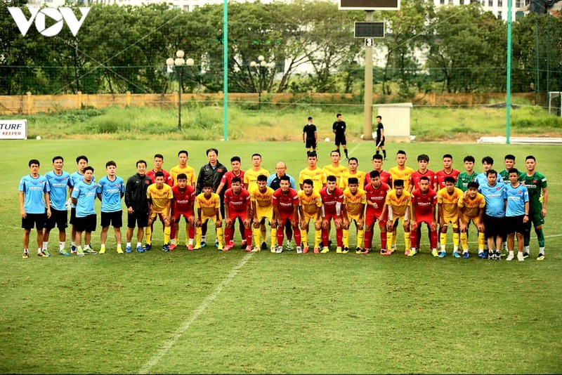 vi covid-19, u22 viet nam buoc phai thay doi luc luong hinh 1