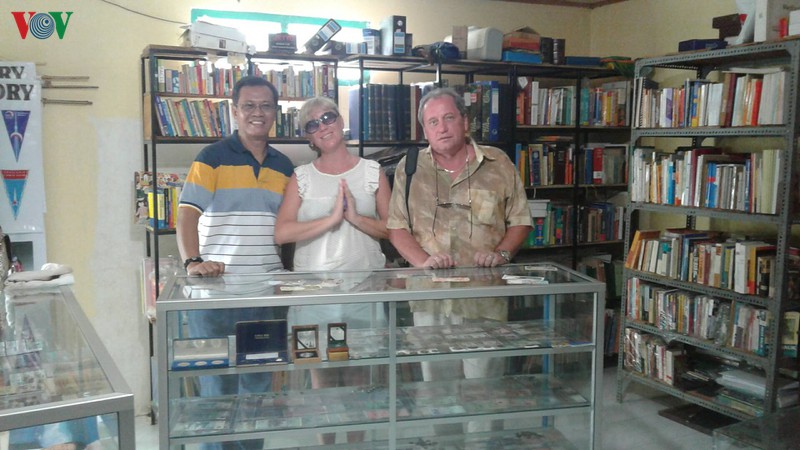 bao tang dx tai indonesia: bieu tuong cua tinh yeu voi radio hinh 5