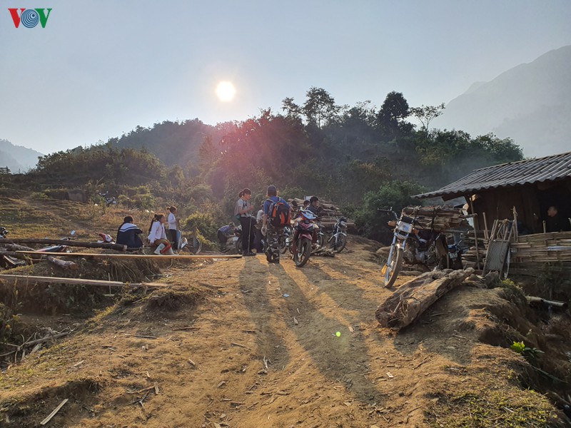 ngam hoang hon noi ky quan san hinh 4