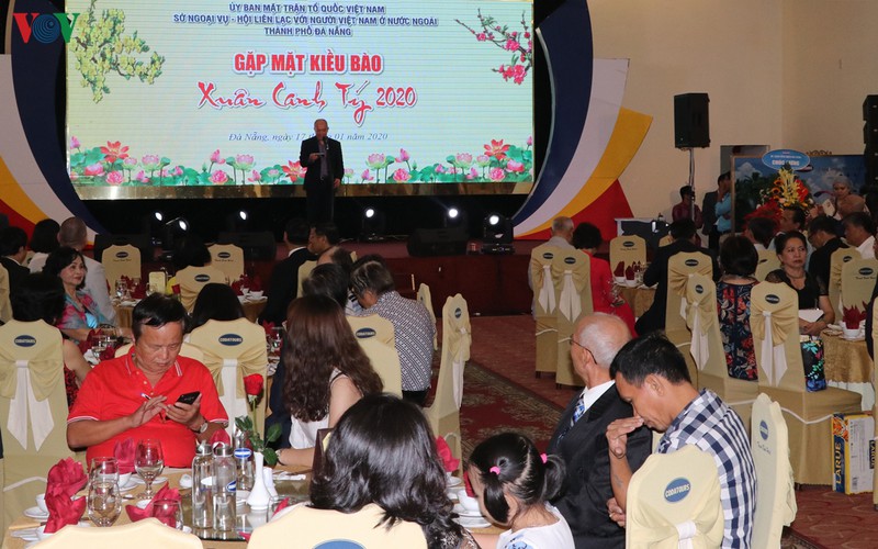 da nang gap mat 200 kieu bao ve que don tet canh ty hinh 1