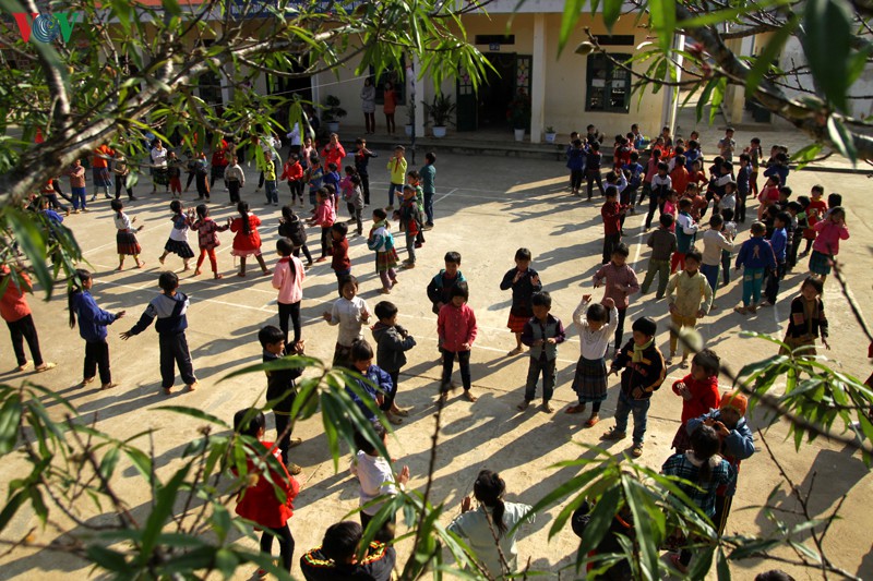 lai chau cho 1.500 hoc sinh nghi hoc vi virus corona hinh 1