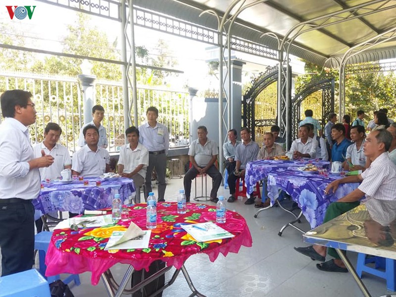 nguoi dan "tho o" voi viec deo khau trang vi tien giang chua co dich hinh 1