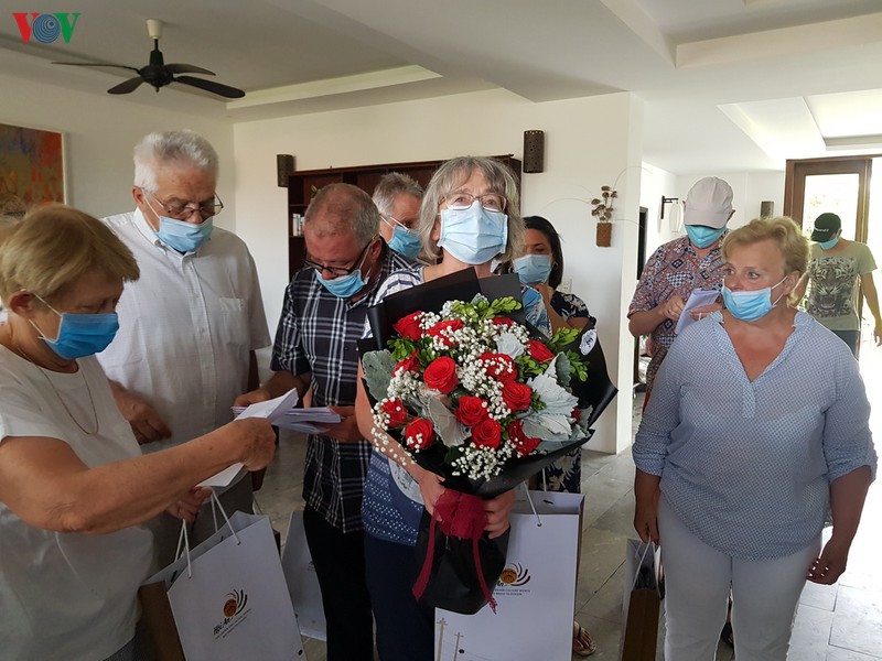 la thu cam on cua nu du khach ba lan trong thoi gian cach ly o hoi an hinh 2