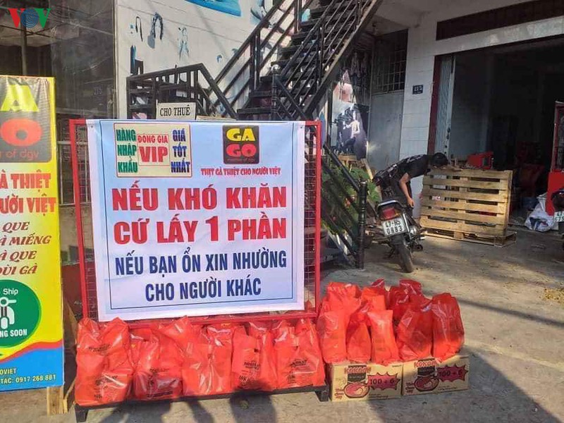 dak lak lan toa nghia tinh "la lanh dum la rach" mua dich covid-19 hinh 1