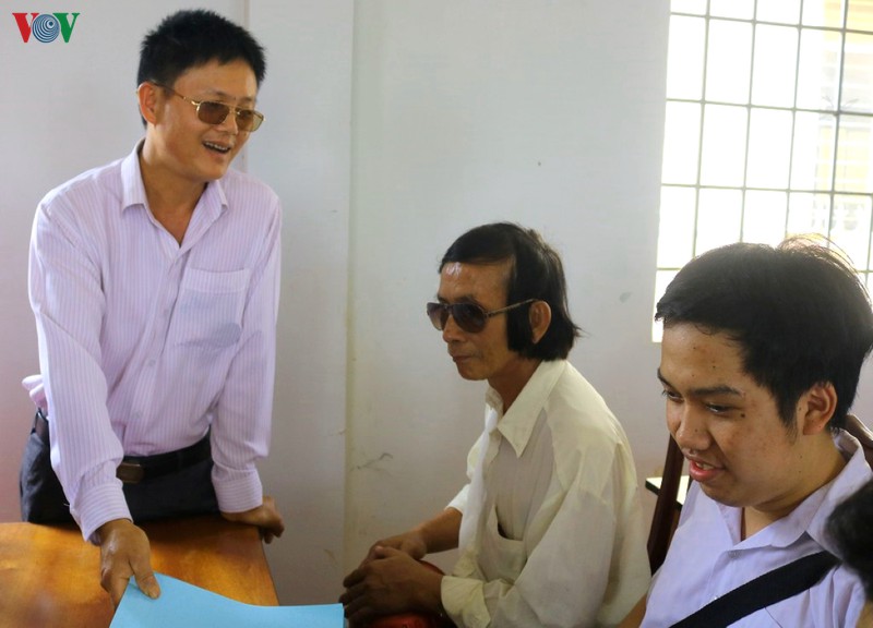 nguoi dan ong khiem thi la "nguoi bo tuyet voi nhat" cua con gai hinh 1