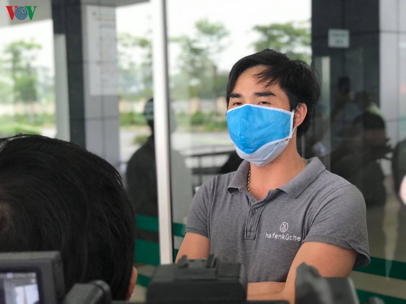 ca tai duong tinh voi covid-19: "chua kip vui da tro lai benh vien"  hinh 1